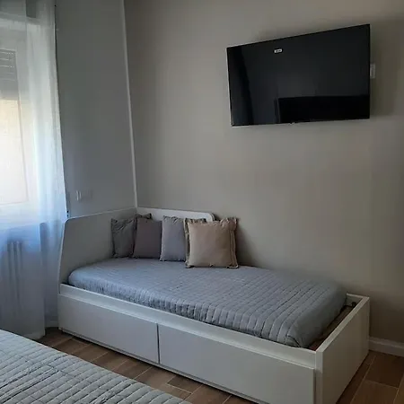 Lovely House * Арона