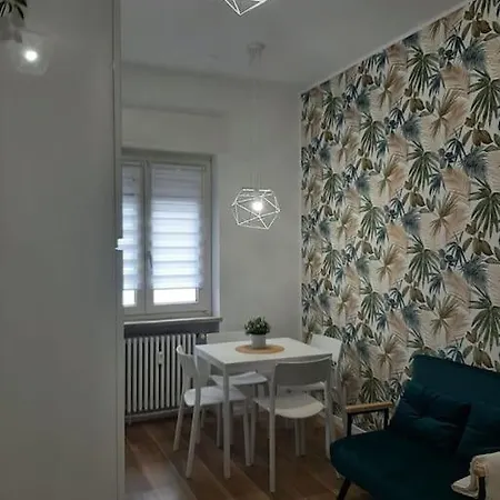 Lovely House Lägenhet *