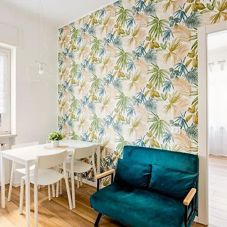 דירה Lovely House