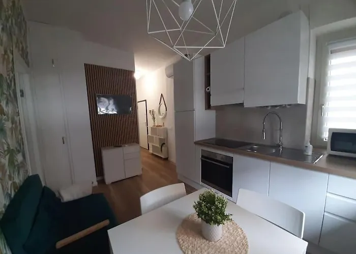 Lovely House Arona